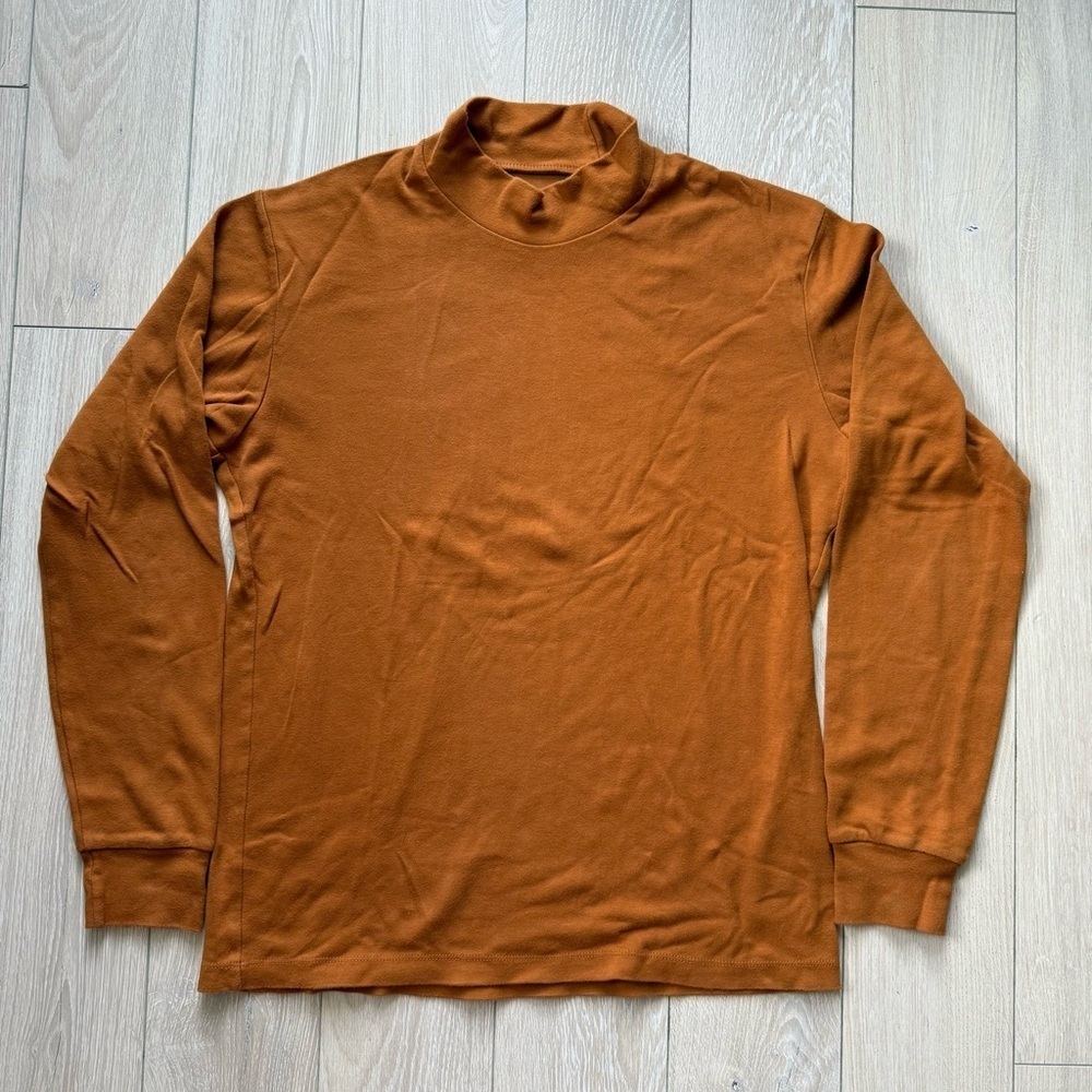 Uniqlo Men's Mockneck Cotton Blend Long Sleeve Shirt in Mustard Size Small